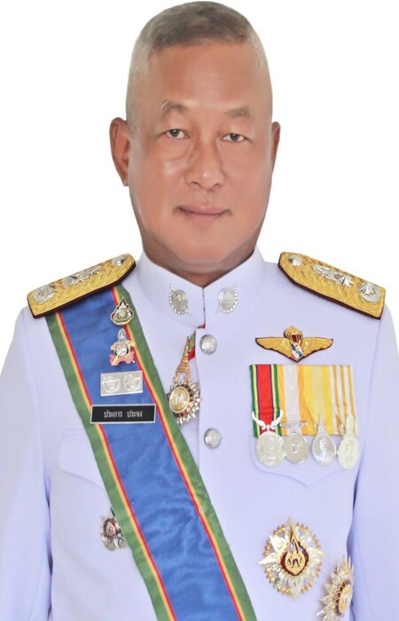 พล.ต.ต.ประการ ประจง